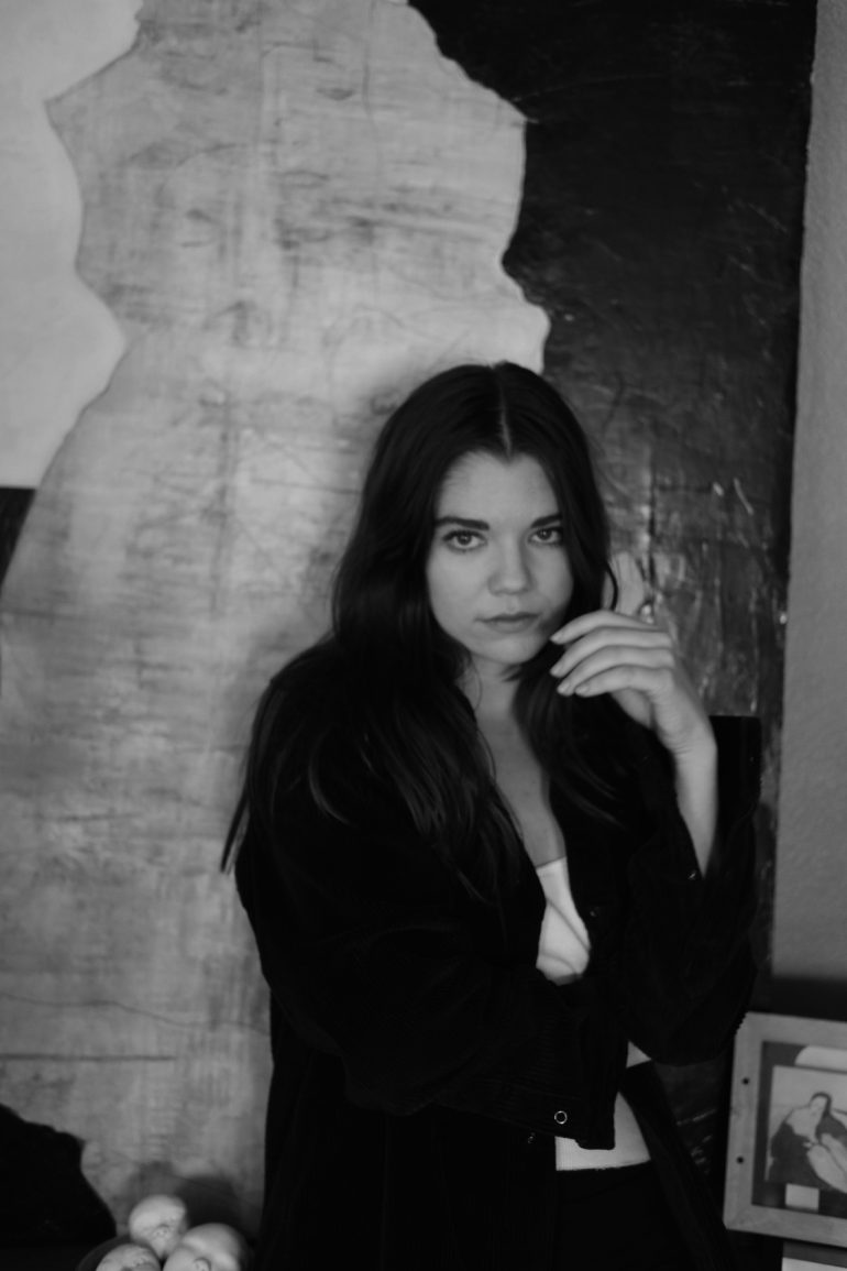 author hannah thorpe
