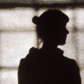 author elise winn